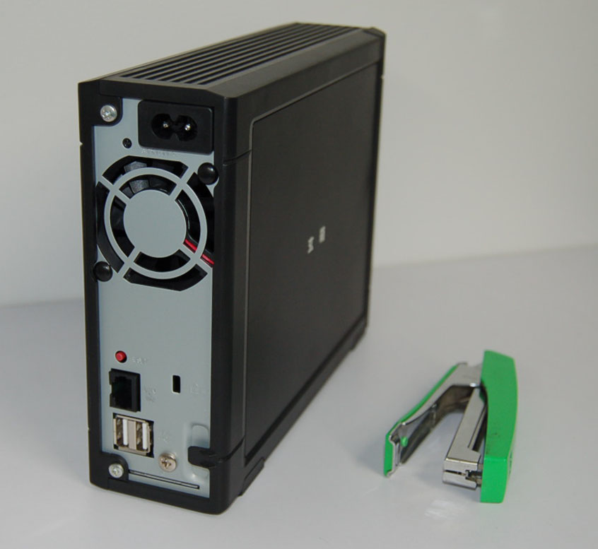 Crossbox STV01 背面 Crossbox STV01 背面